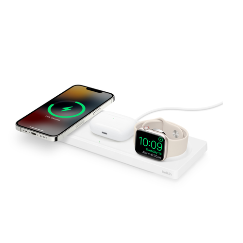 Беспроводная зарядная панель Belkin BOOST↑CHARGE™ PRO 3-в-1 с MagSafe Белый